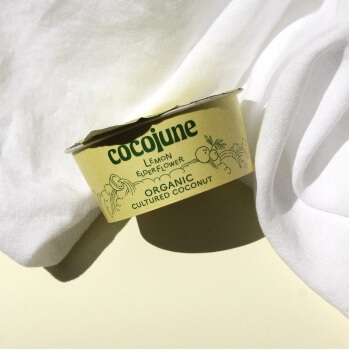 The cocojune Lemon Elderflower 4oz cup is full of sustainably farmed ingredients and is certified plastic neutral and paper-based. 